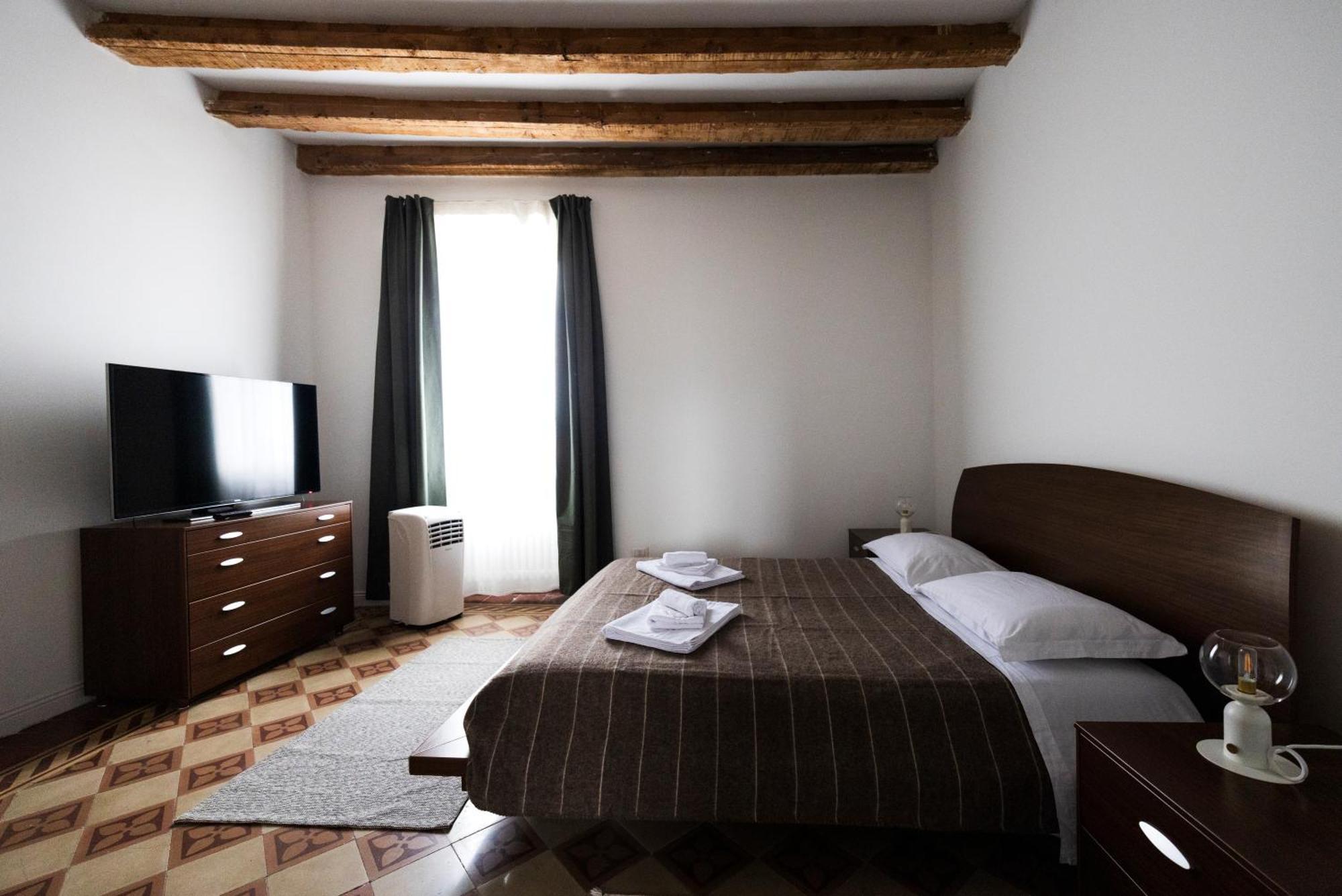 Traditional Italian House - ベルガモ エクステリア 写真