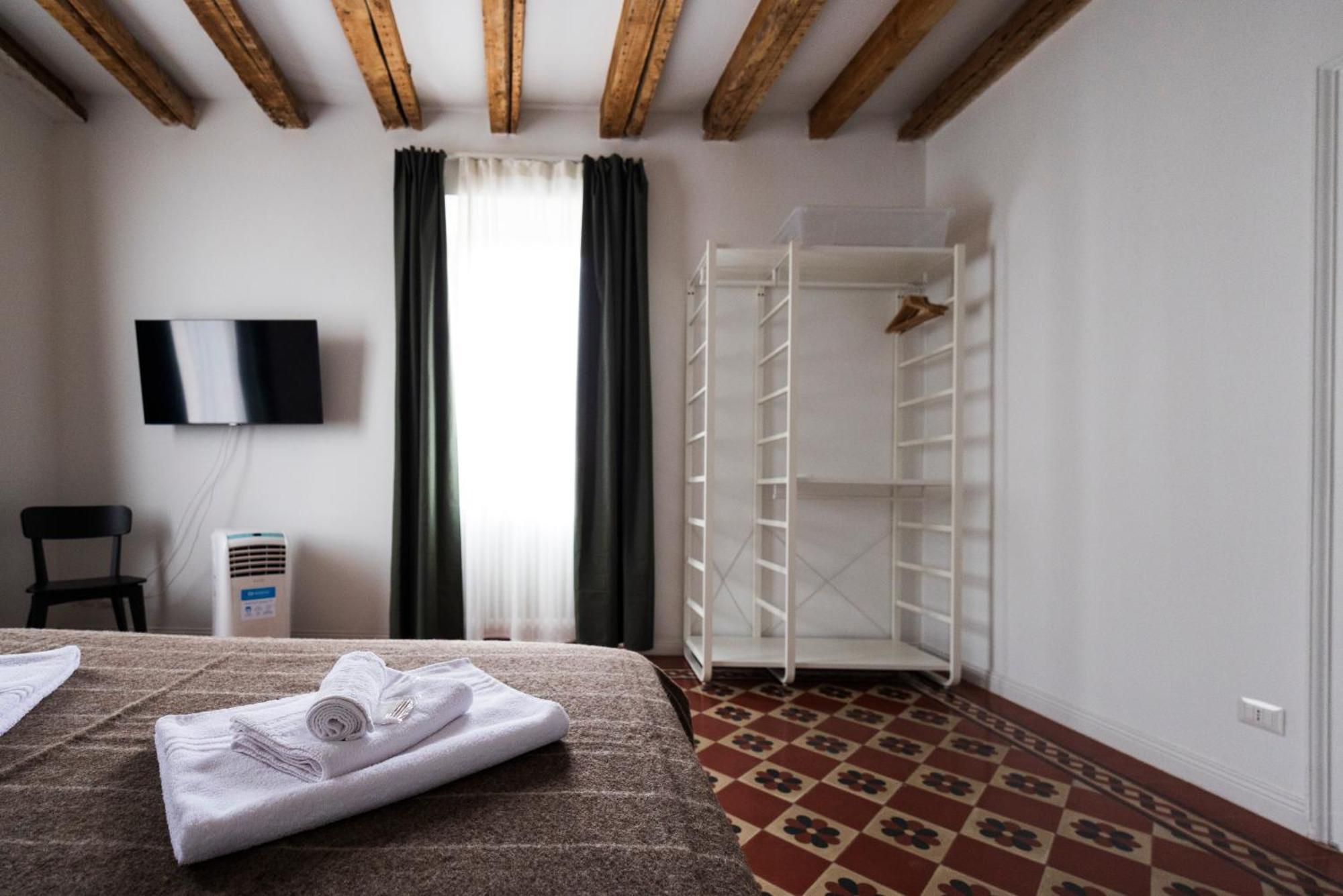 Traditional Italian House - ベルガモ エクステリア 写真